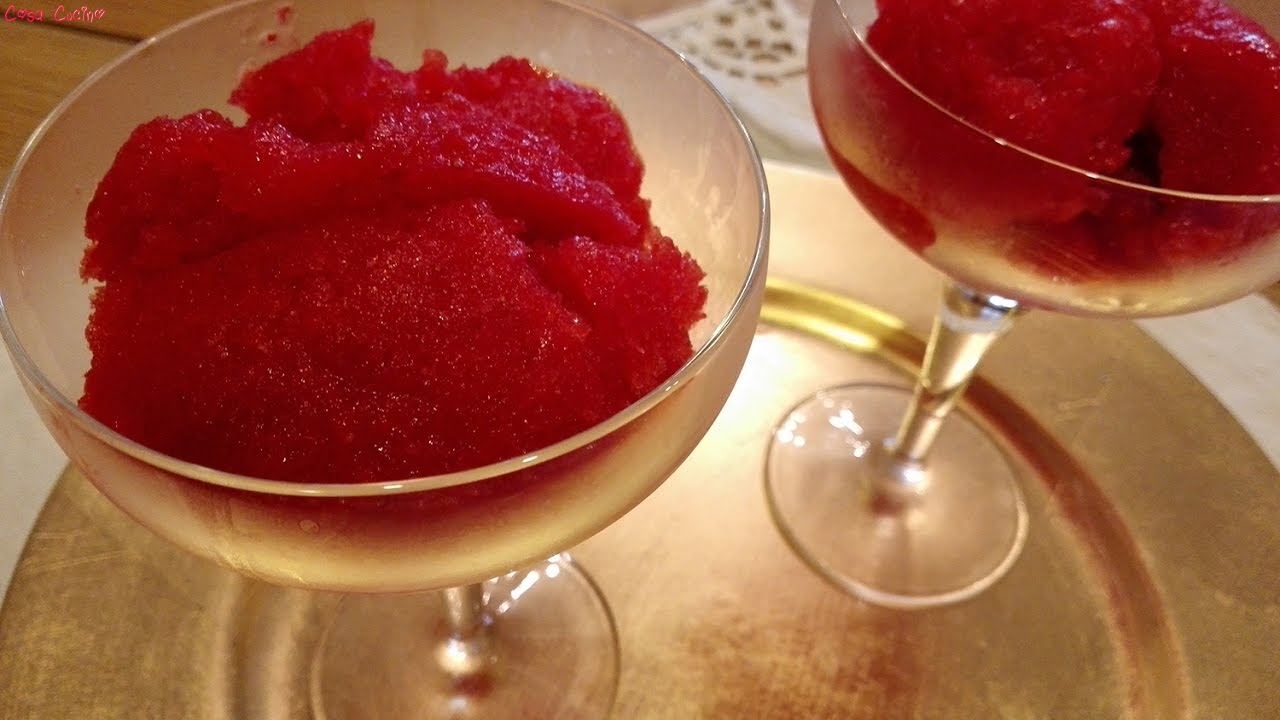 granita allo sciroppo di fragola